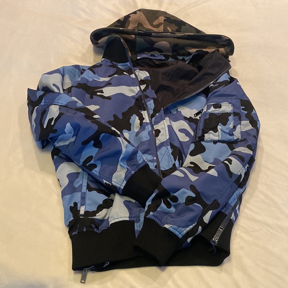 Valentino Bomber blue camouflage with removable hood - Picture 7 of 12